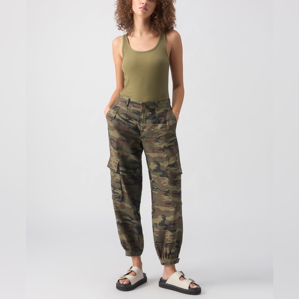 Sanctuary Standard Surplus Cargo Camo Pants, Size 28 - Picture 6 of 12